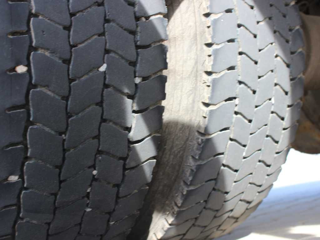 Plachtové nákladné vozidlo DAF LF 45.180, SLEEPING CABIN, EURO 3, PNEU 80%