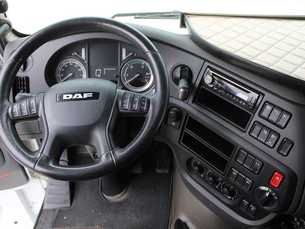 Plachtové nákladné vozidlo DAF XF 440 FA, EURO 6, SECONDARY AIR CONDITIONING