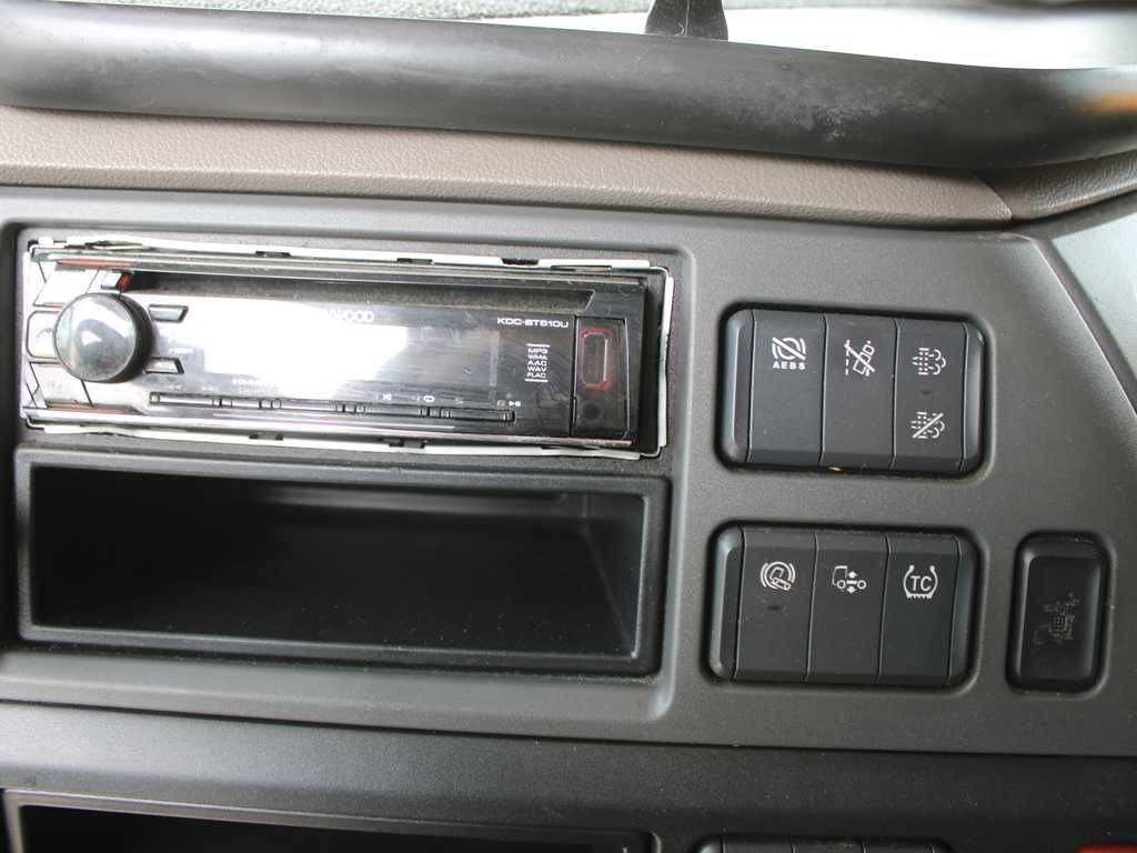Plachtové nákladné vozidlo DAF XF 450, EURO 6, SECONDARY AIR CONDITIONIG