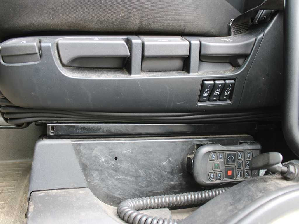 Plachtové nákladné vozidlo DAF XF 450, EURO 6, SECONDARY AIR CONDITIONIG