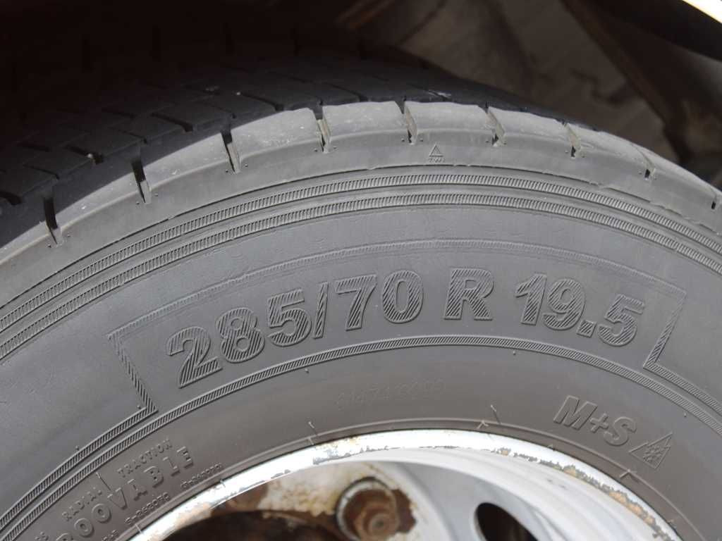 Plachtové nákladné vozidlo Iveco EUROCARGO 160E28, EURO 6