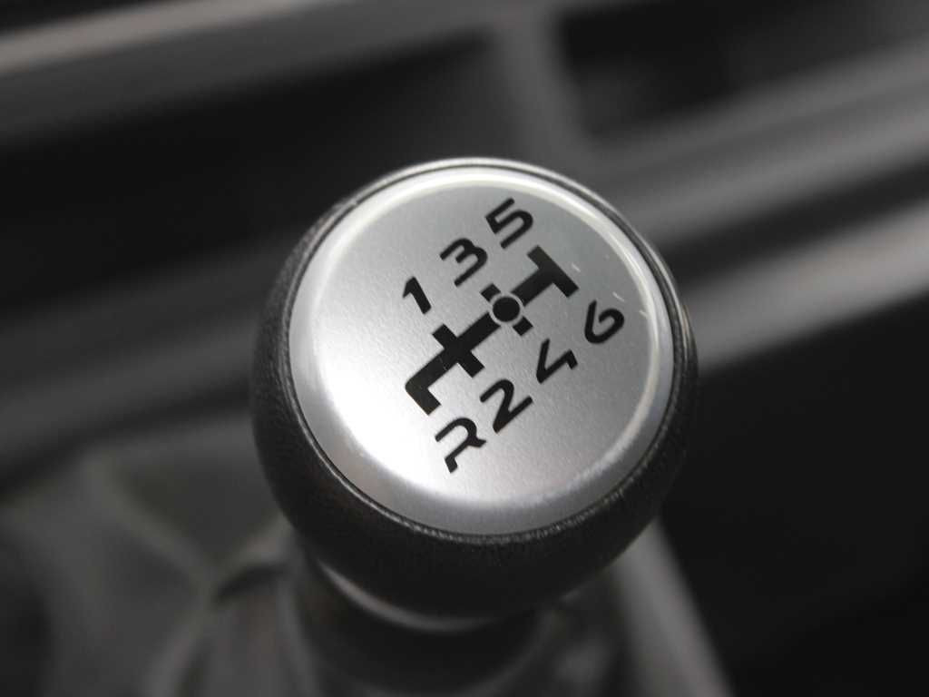 Plachtové nákladné vozidlo Iveco EUROCARGO 75E18, EURO 4 , PNEU 80%