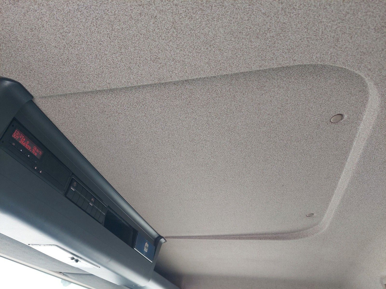 Plachtové nákladné vozidlo MAN TGL 12.250 BL 4x2