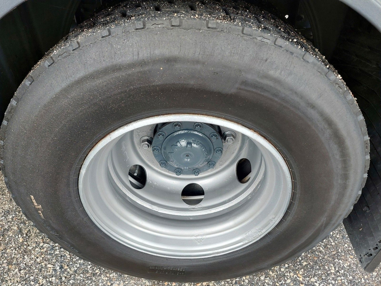 Plachtové nákladné vozidlo MAN TGL 12.250 BL 4x2