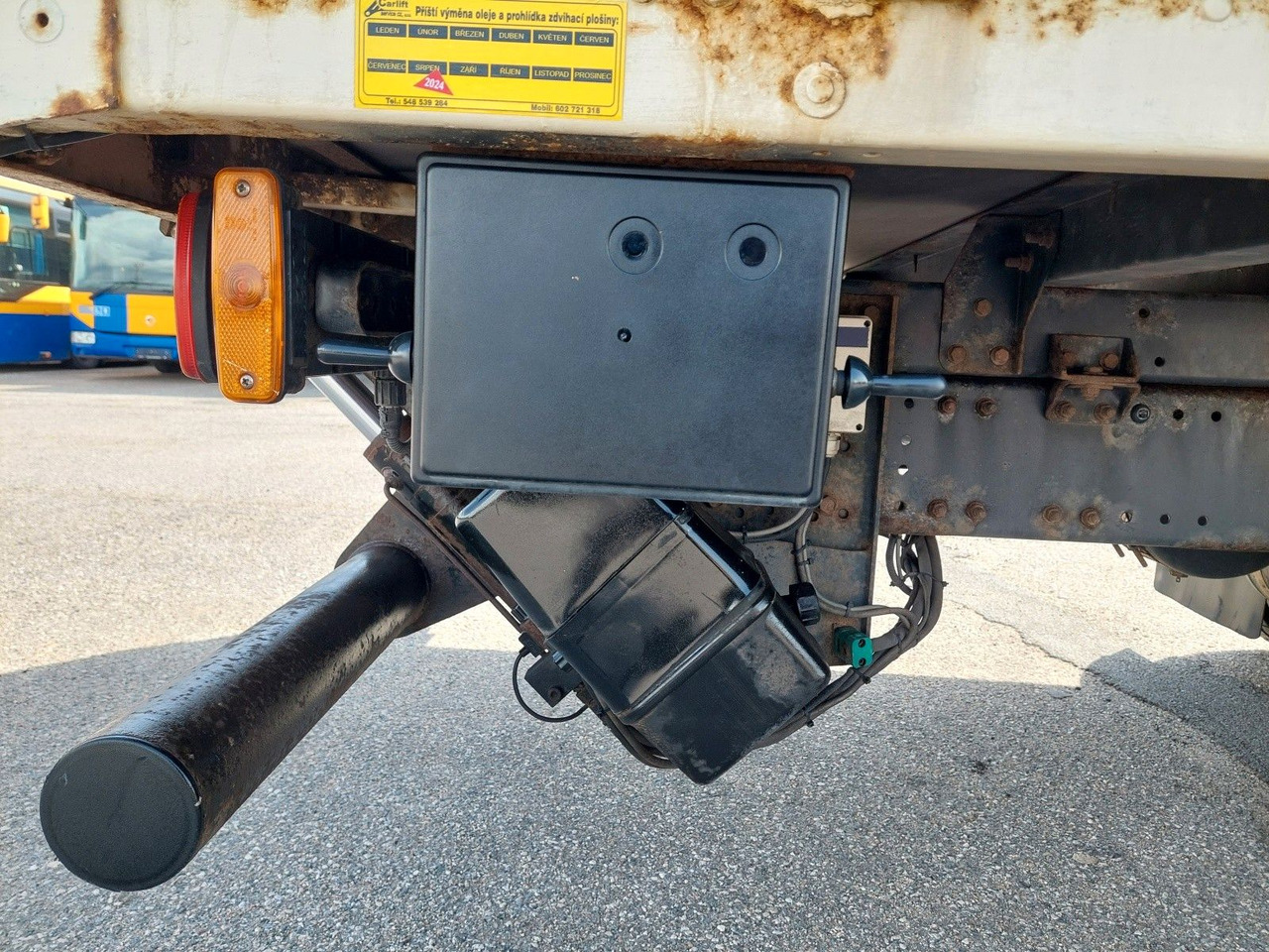 Plachtové nákladné vozidlo MAN TGL 8.180 4X2 BL