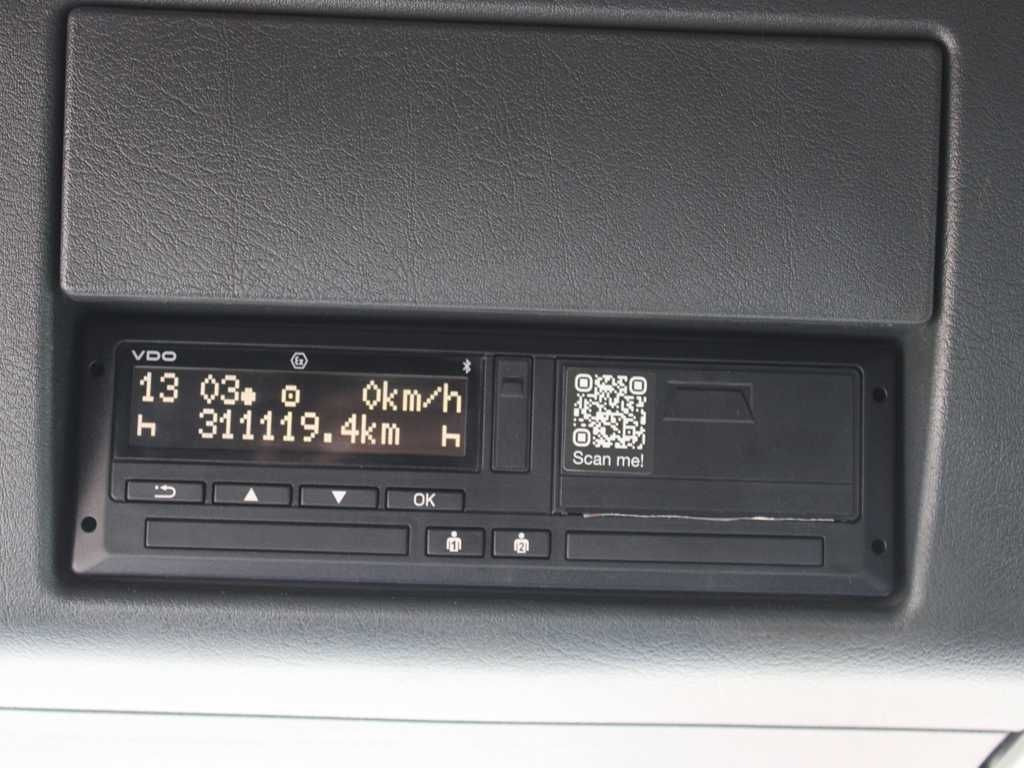 Plachtové nákladné vozidlo MAN TGS 26.440, 6X2, EURO 5, LIFTING AXLE, TV