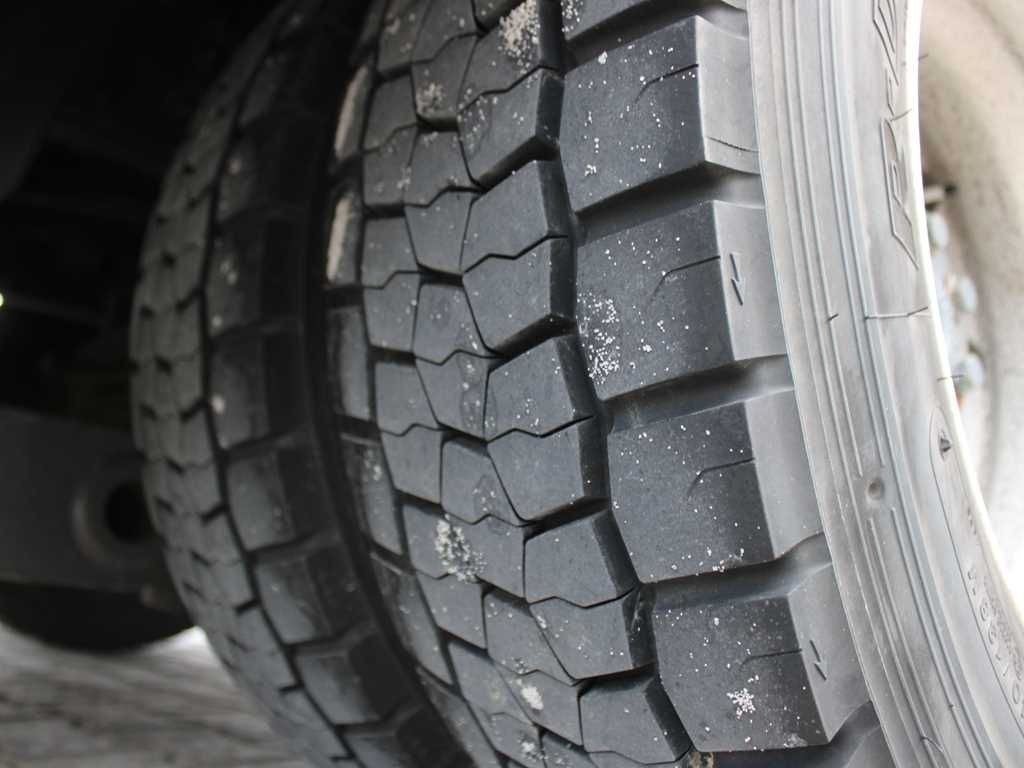 Plachtové nákladné vozidlo Mercedes-Benz ATEGO 1223, EURO 6, NAVIGATION, PNEU 80%