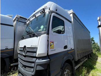 Plachtové nákladné vozidlo  Mercedes-Benz Actros 2542, 6X2