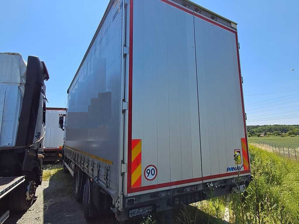 Plachtové nákladné vozidlo Mercedes-Benz Actros 2542, 6X2