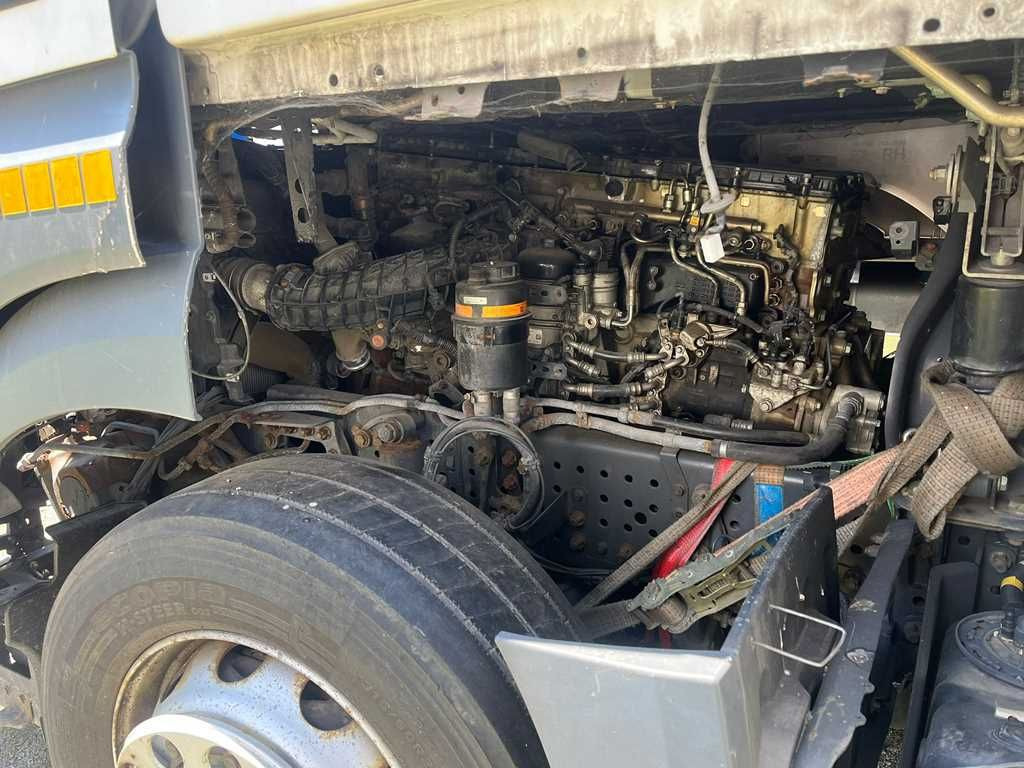 Plachtové nákladné vozidlo Mercedes-Benz Actros 2542, 6X2