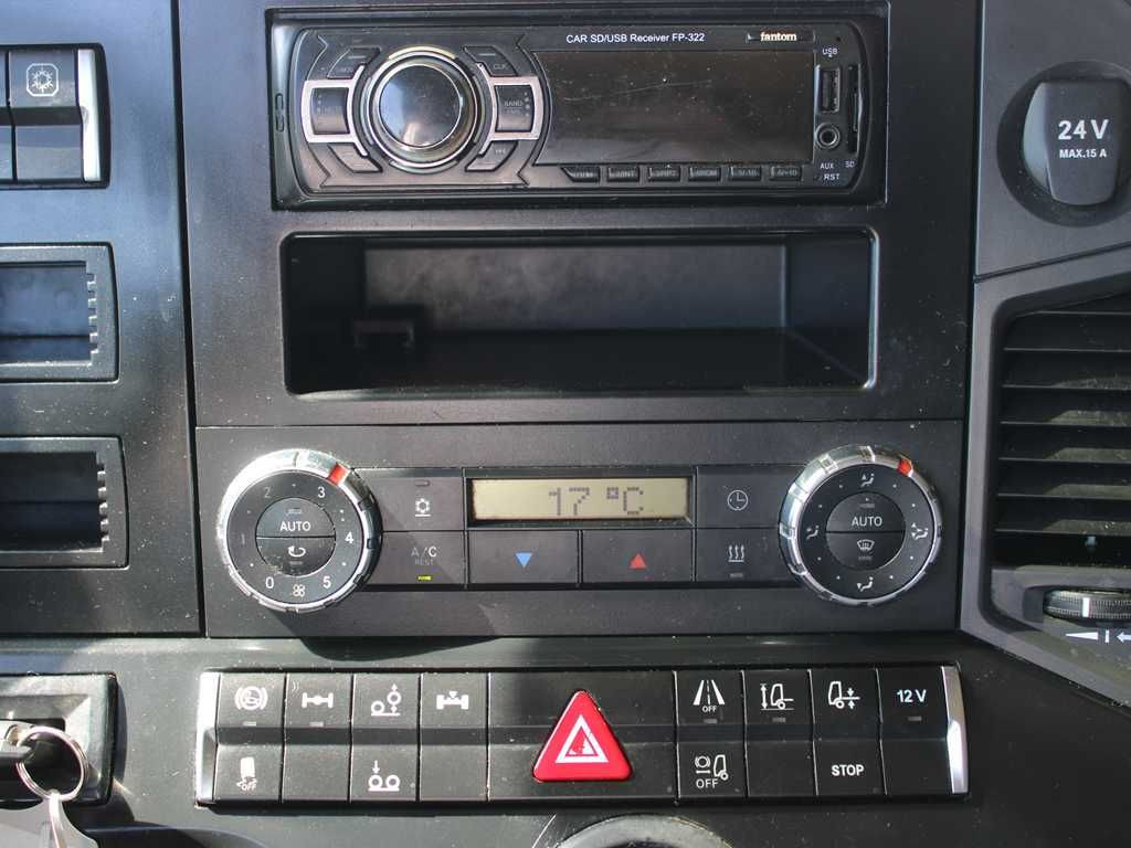 Plachtové nákladné vozidlo Mercedes-Benz Actros 2542, 6X2, EURO 6 + PANAV TV018H