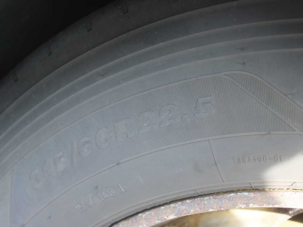 Plachtové nákladné vozidlo Mercedes-Benz Actros 2542, 6X2, NAVIGATION+ PANAV TVK18M Mercedes-Benz Actros 2542,6X2,EURO 6,NAVIGATION + PANAV TVK18M