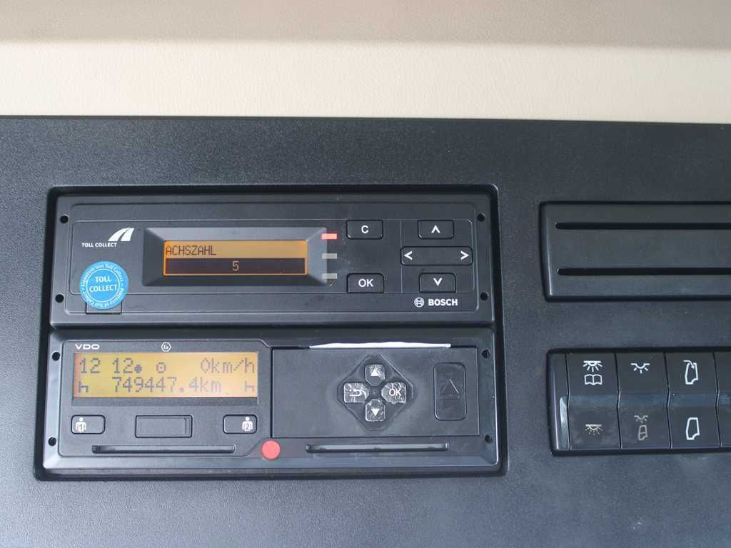 Plachtové nákladné vozidlo Mercedes-Benz Actros 2542, EURO 6, 6X2 + PANAV TV018M