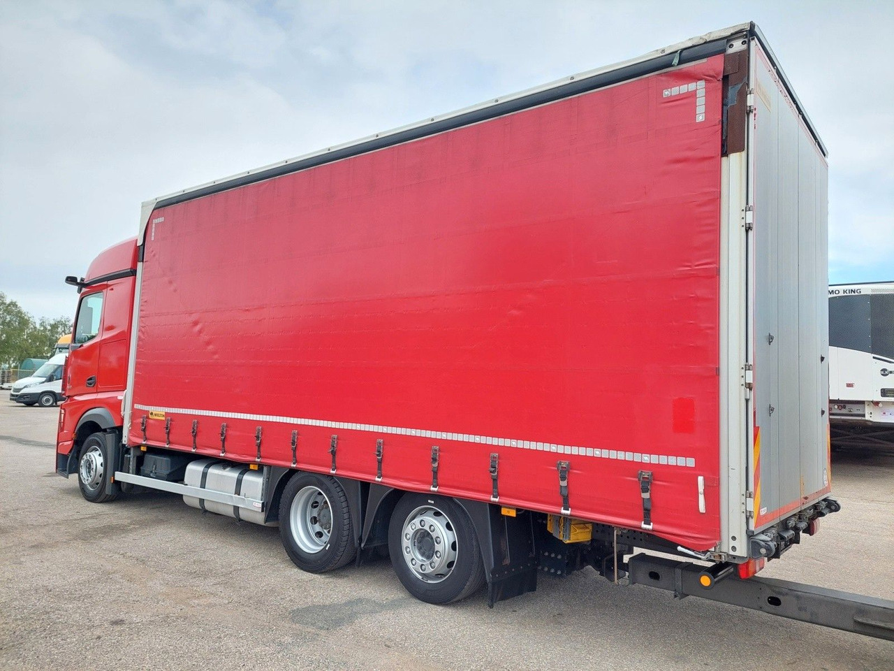 Plachtové nákladné vozidlo Mercedes-Benz Actros 2545 L/NR 6x2 + Wielton PC2K Durchbar