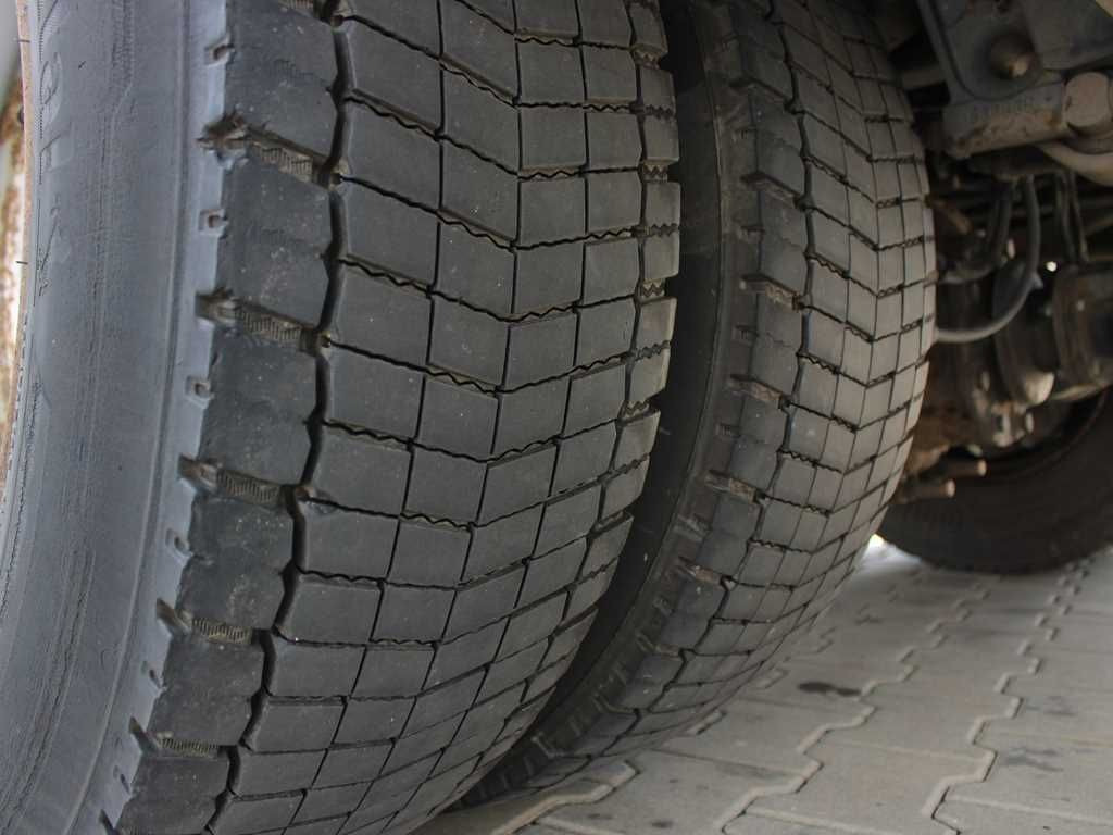Plachtové nákladné vozidlo Renault D16, EURO 6, LOAD SPACE LENGHT 9,6m!!