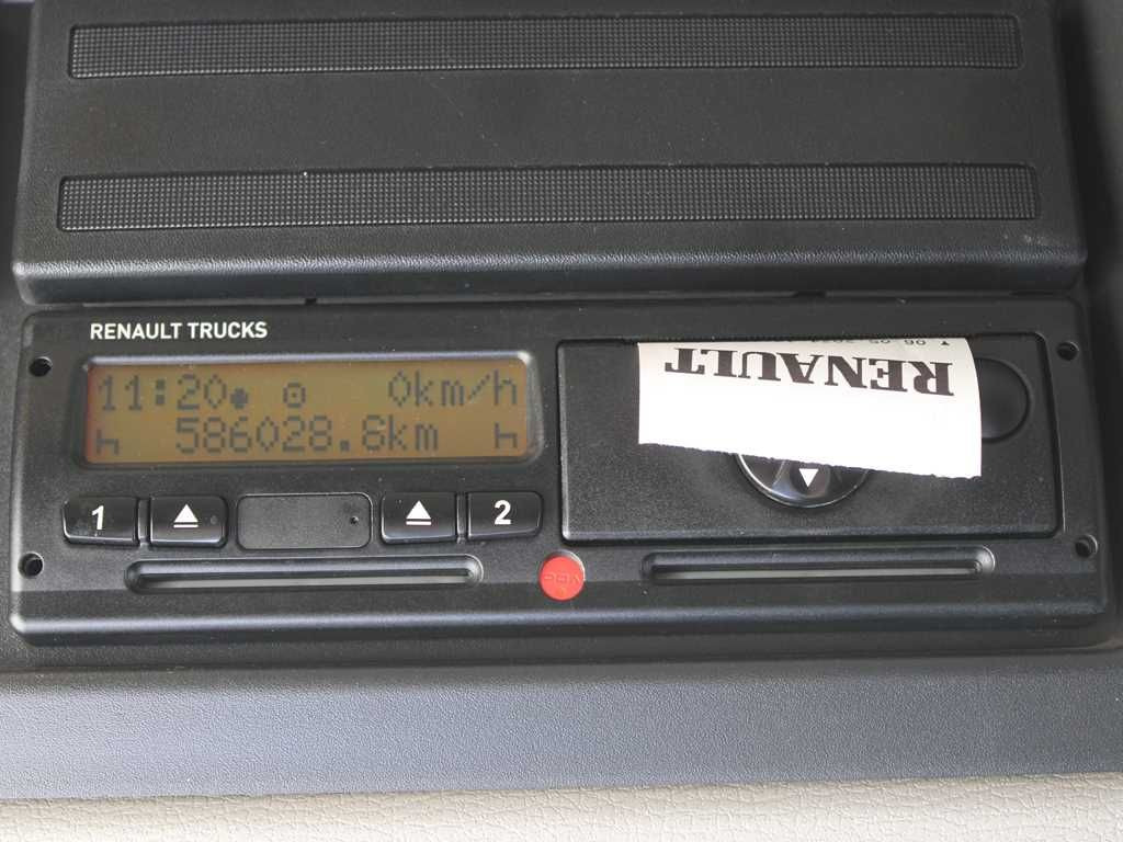 Plachtové nákladné vozidlo Renault D16, EURO 6, LOAD SPACE LENGHT 9,6m!!