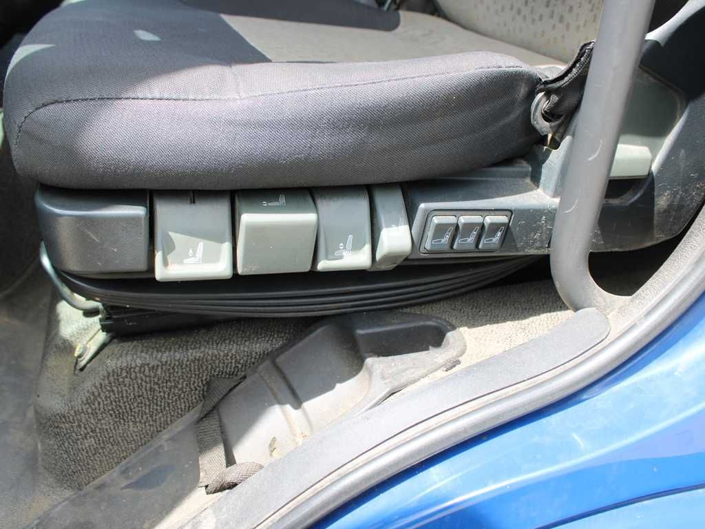 Plachtové nákladné vozidlo Renault MIDLUM 220.12, EURO 5, TAIL LIFT