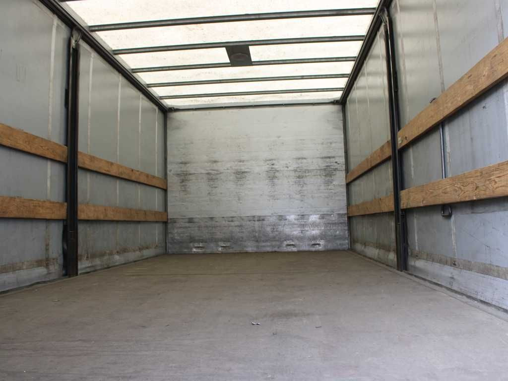 Plachtové nákladné vozidlo Volvo FL 240, EURO 5