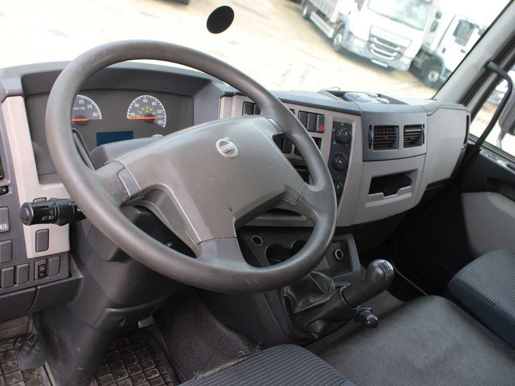Plachtové nákladné vozidlo Volvo FL 240, EURO 5