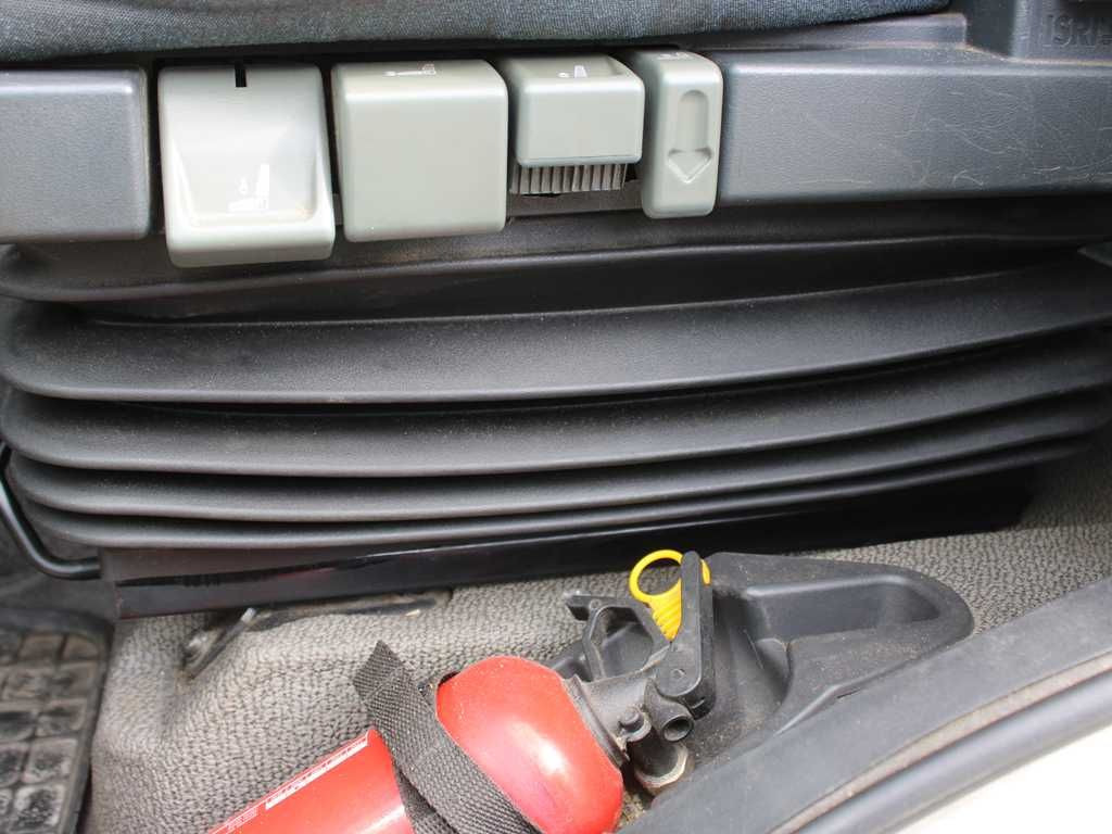 Plachtové nákladné vozidlo Volvo FL 240, EURO 5