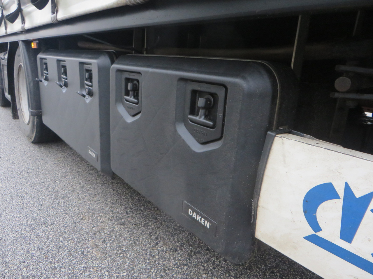 Plachtové nákladné vozidlo RENAULT T520 6x2 jumbo tandem 7.3+8.2m: obrázok 20