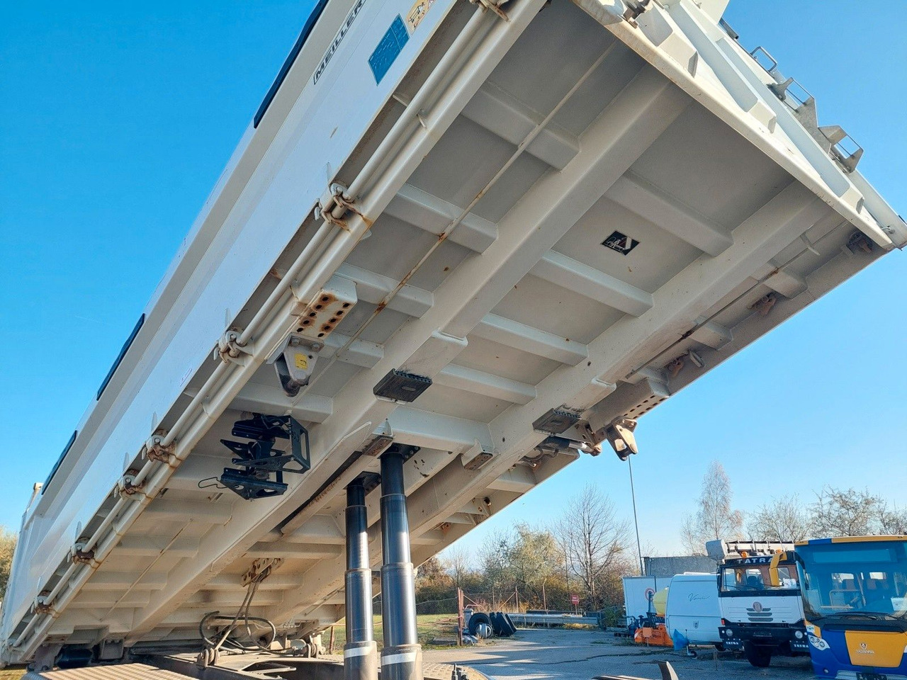 Sklápač Iveco AD340X480 X-Way Bordmatic Meiller 8x4