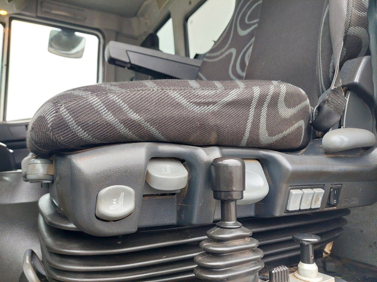 Sklápač Iveco AD 260T45 BB Dautel Bordmatic 6x4