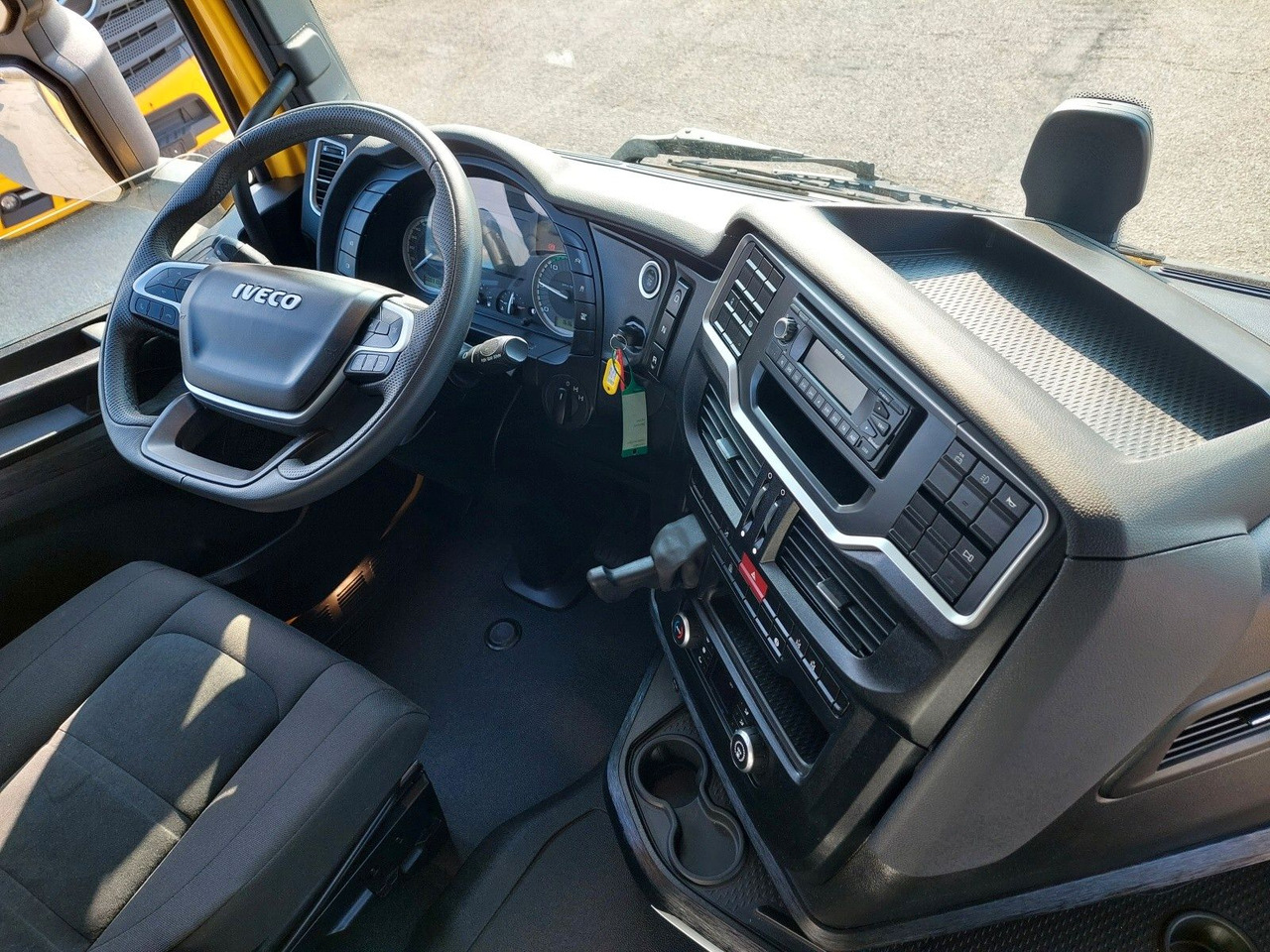 Sklápač Iveco AS360X53Z Stralis X-WAY 8x4 Bordmatik