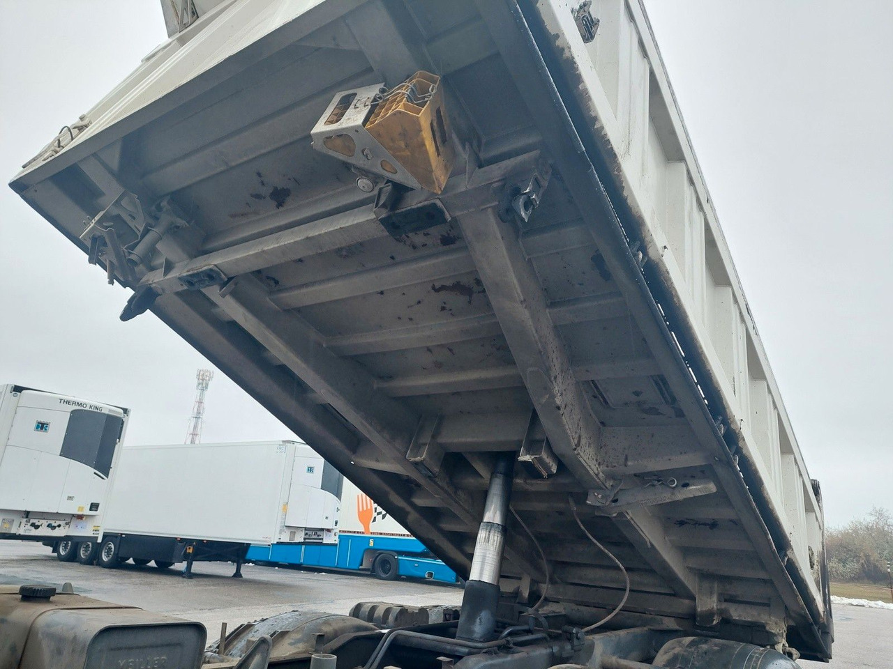 Sklápač MAN TGA 26.430 BB 6x4 Meiller