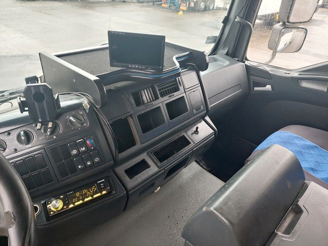 Sklápač MAN TGA 26.430 BB 6x4 Meiller