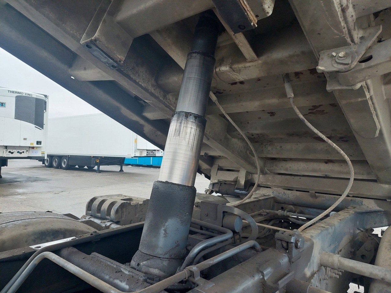 Sklápač MAN TGA 26.430 BB 6x4 Meiller