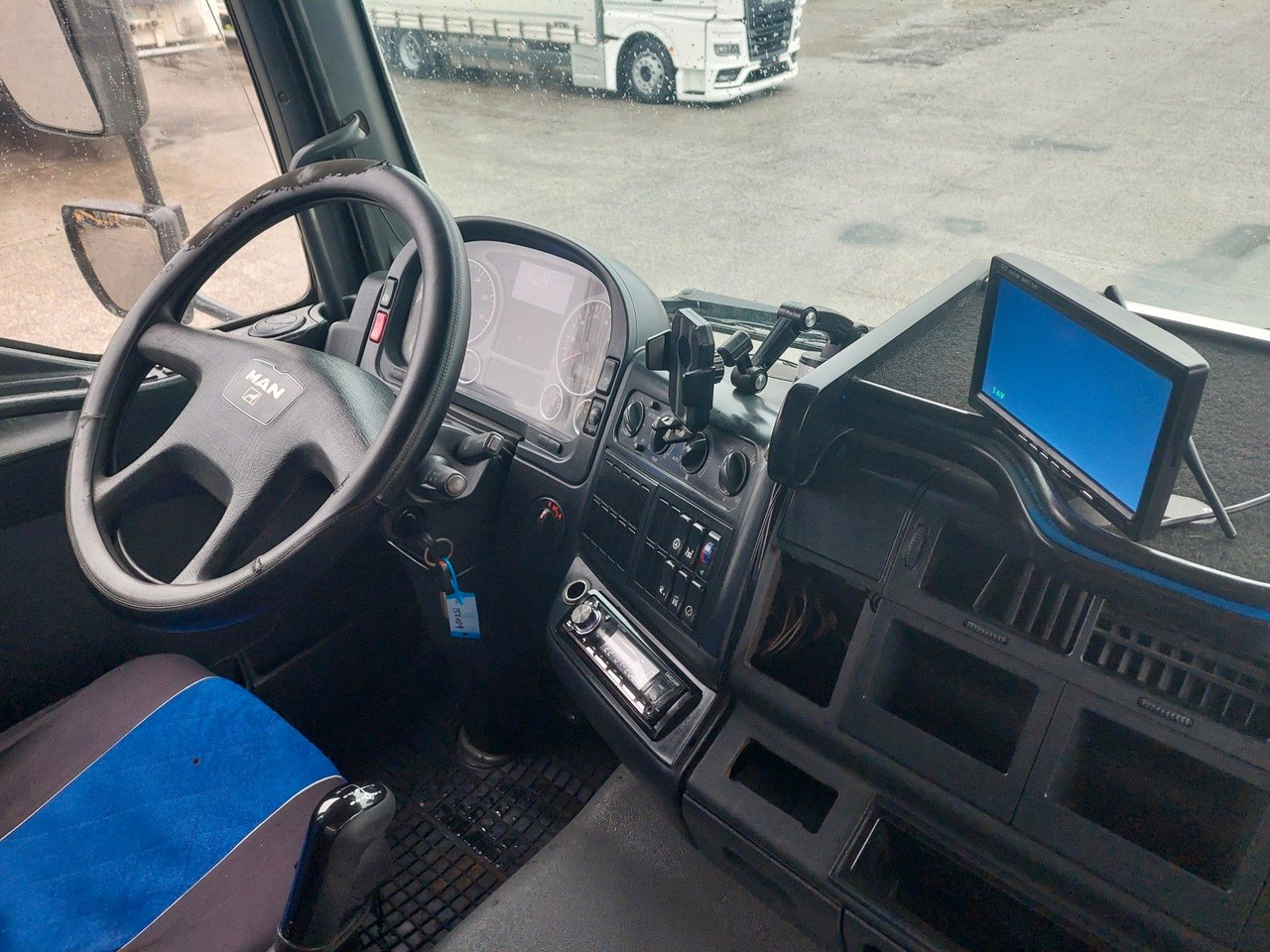 Sklápač MAN TGA 26.430 BB 6x4 Meiller