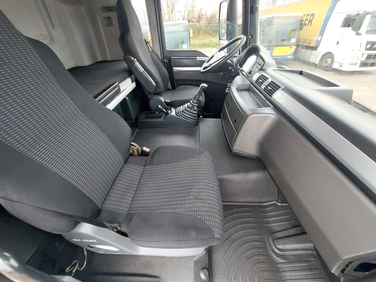 Sklápač MAN TGS 33.480 6x6 BB Bordmatik