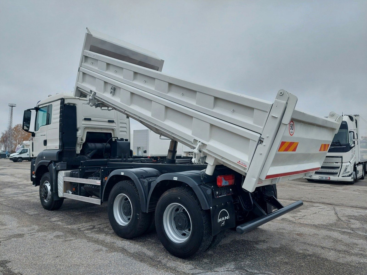 Sklápač MAN TGS 33.480 6x6 BB Bordmatik