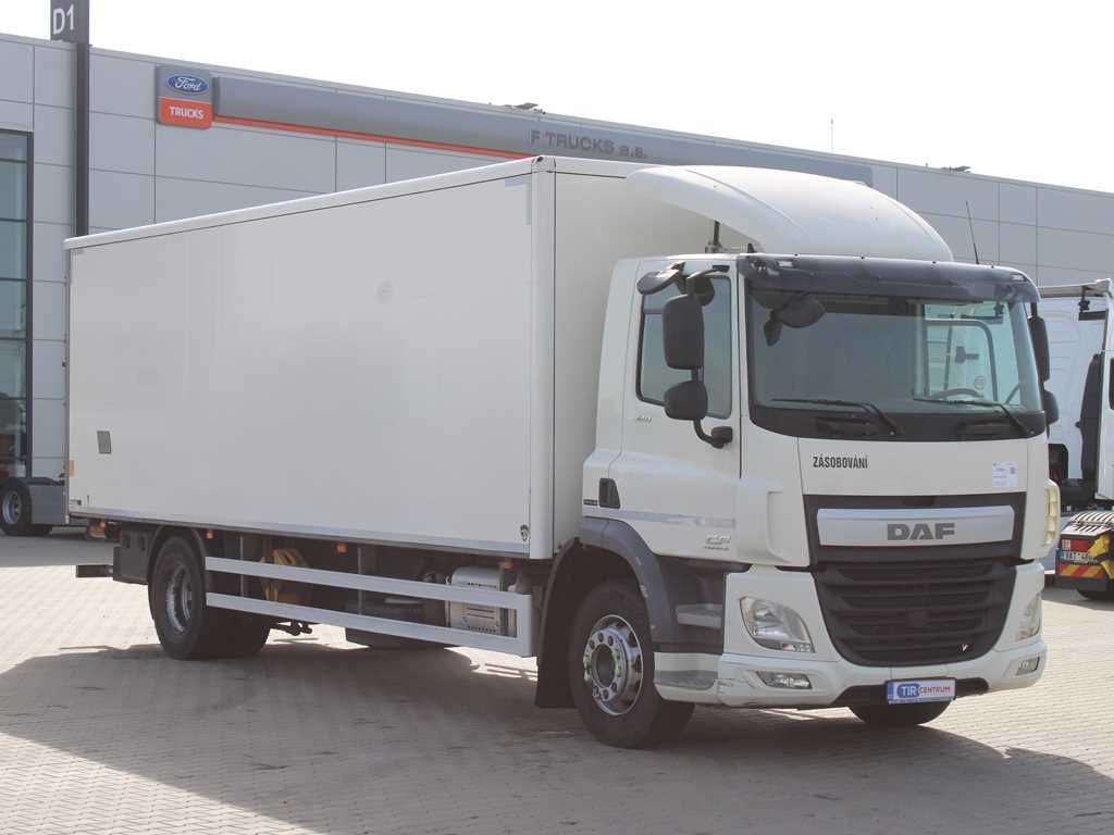 Skříňový nákladní auto DAF CF 320, TAIL LIFT, EURO 6