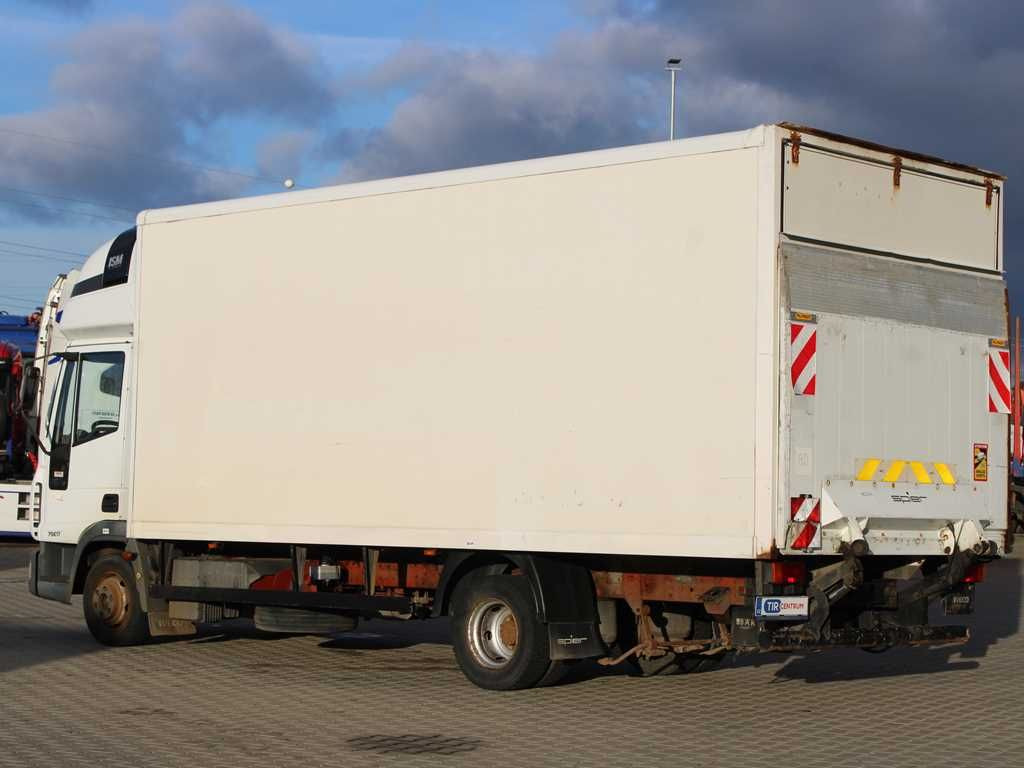 Skříňový nákladní auto Iveco EUROCARGO ML75E17, TAIL LIFT, SLEEPING CABIN