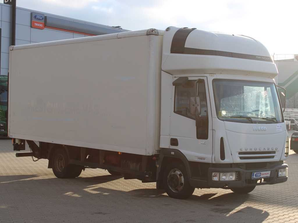 Skříňový nákladní auto Iveco EUROCARGO ML75E17, TAIL LIFT, SLEEPING CABIN