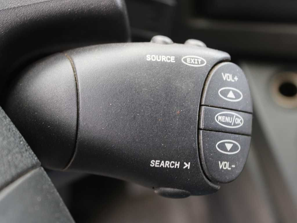 Skříňový nákladní auto Renault Midlum 190.12, TAIL LIFT, EURO 4
