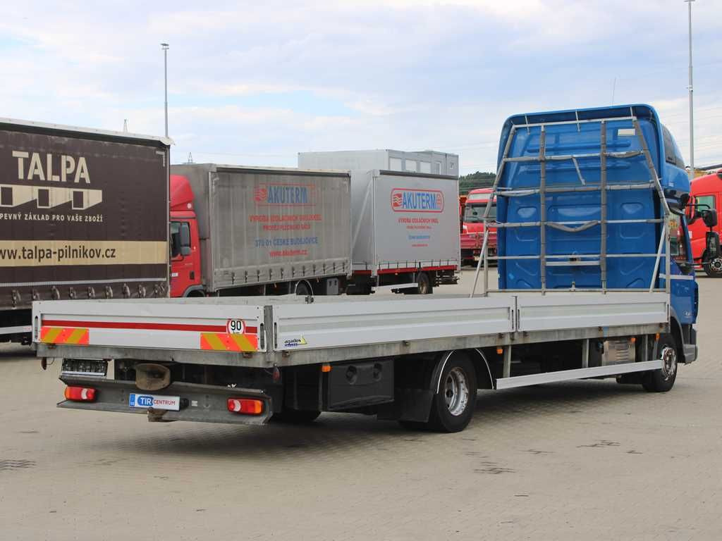 Valníkový/ Plošinový nákladný automobil DAF LF 260, SLEEPING CABIN, EURO 6, PNEU 80%