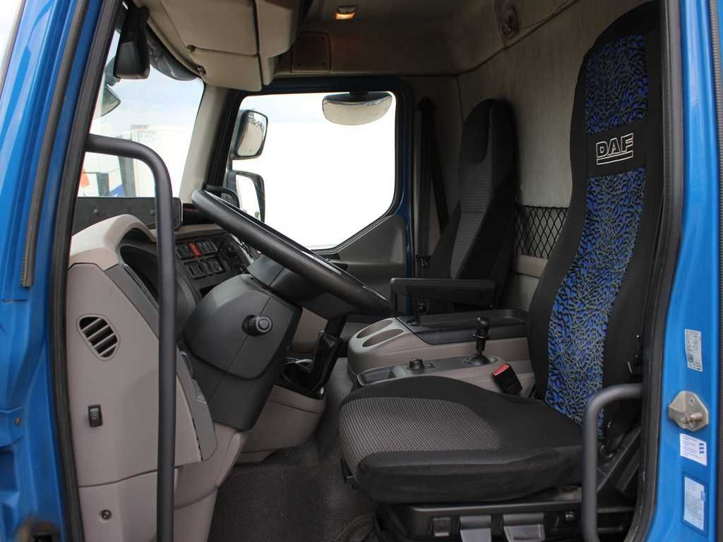 Valníkový/ Plošinový nákladný automobil DAF LF 260, SLEEPING CABIN, EURO 6, PNEU 80%