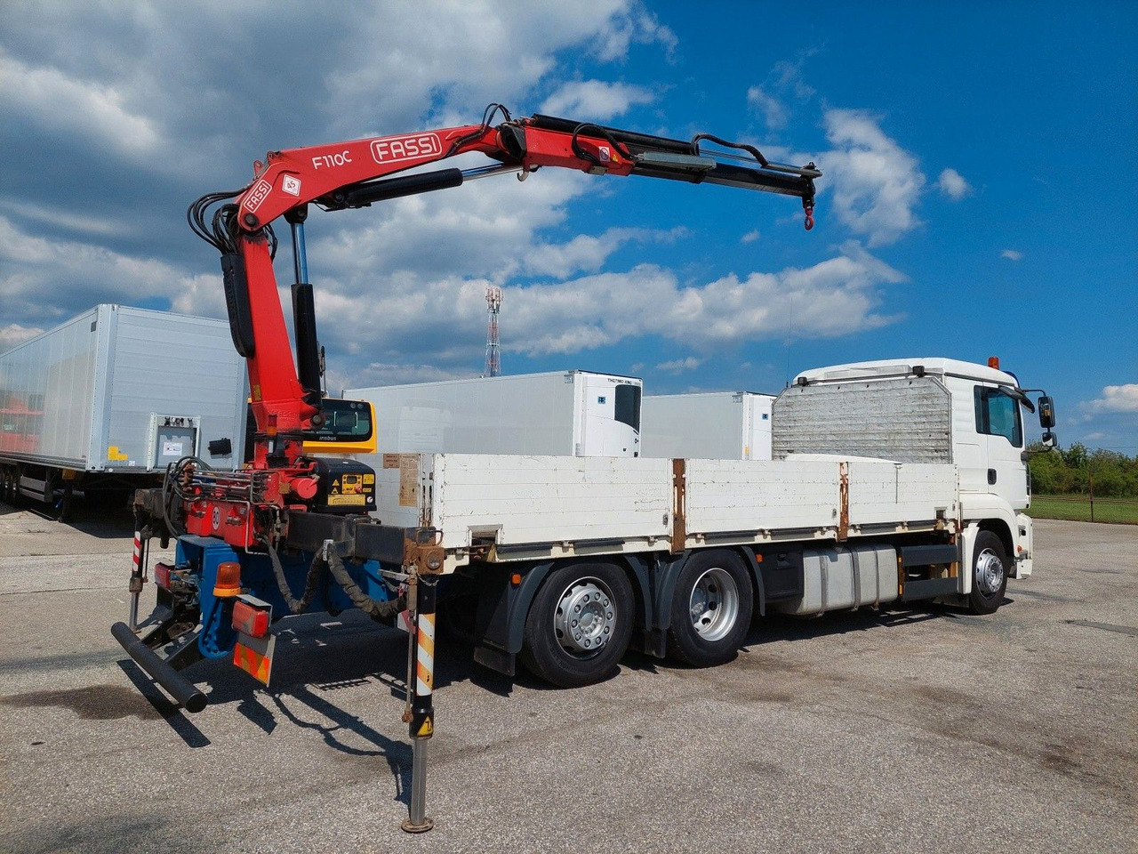 Valníkový/ Plošinový nákladný automobil MAN GA 26.320 6X2-2 BL + Kran Fassi F110AC22