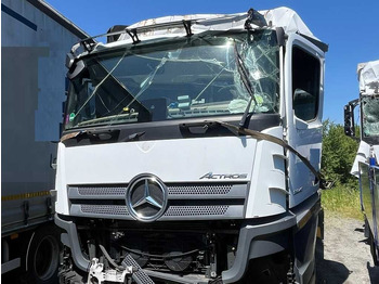 Valníkový/ Plošinový nákladný automobil  Mercedes-Benz Actros 2542, 6X2