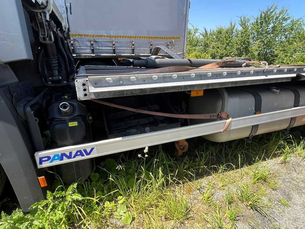 Valníkový/ Plošinový nákladný automobil Mercedes-Benz Actros 2542, 6X2