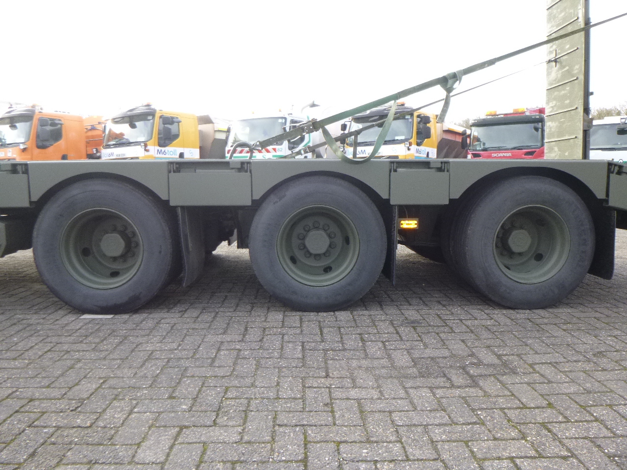 Náves podvalník Broshuis 3-axle semi-lowbed trailer E-2130 / 73 t + ramps: obrázok 13