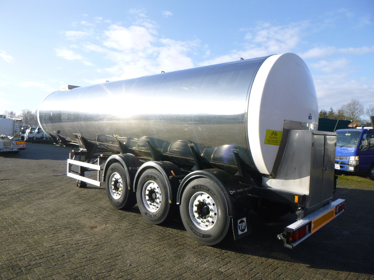 Cisternový náves na prepravu potraviny Clayton Food tank inox 30 m3 / 1 comp: obrázok 3