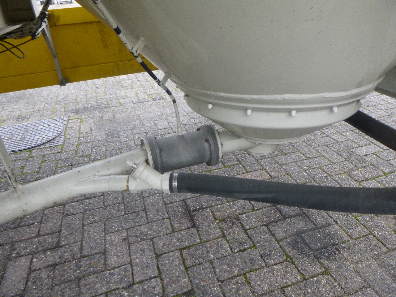 Cisternový náves na prepravu múky Feldbinder Powder tank alu 40 m3 / 1 comp: obrázok 13