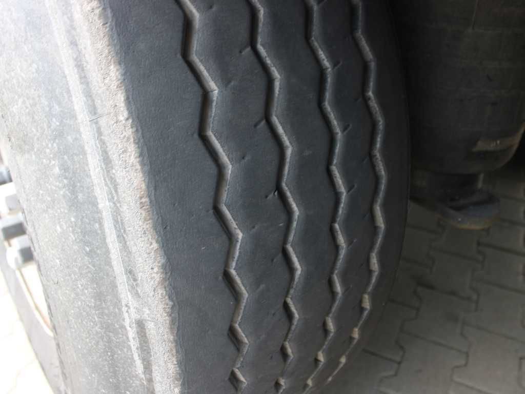 Náves chladírenské Schmitz Cargobull SCS 24, THERMO KING SLXi 300, LIFTING AXLE