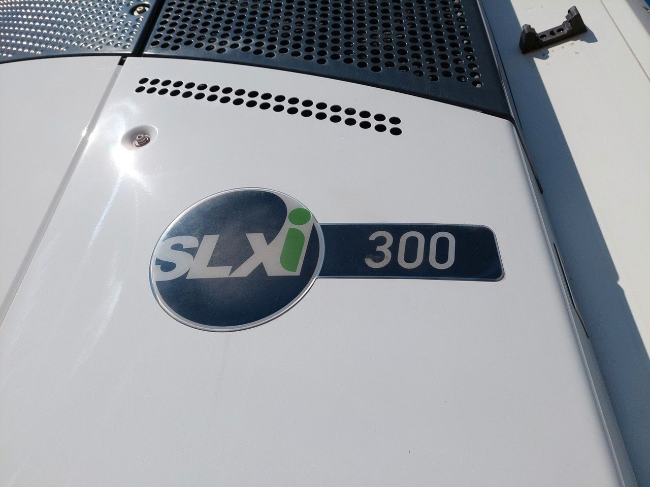 Náves chladírenské Schmitz Cargobull SKO24 ThermoKing SLXi 300