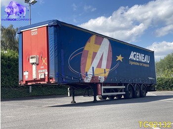 Náves plachtové General Trailer Curtainsides