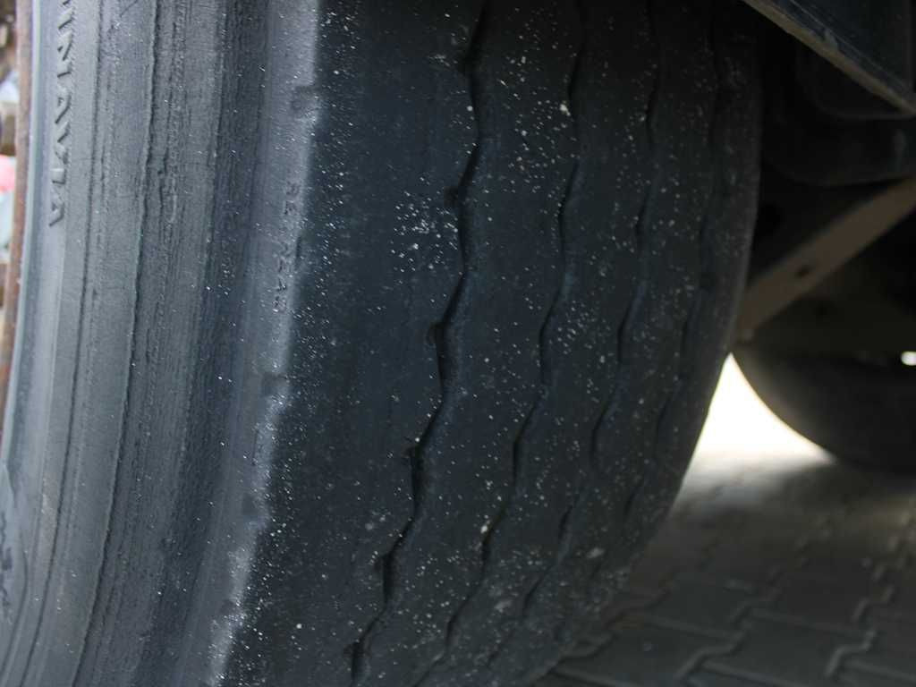 Náves s posuvnou podlahou Reisch R24, WALKINGFLOOR, LIFTING AXLE, SAF